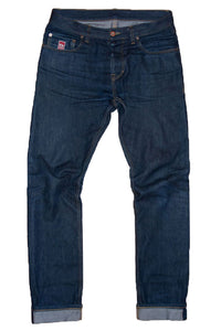 DSIDE PRODUCTS Raw Selvage Jeans - 60 Tage eingetragen. Es ist eine erste Faltenbildung erkennbar. Auch die Farbe ist etwas heller als im ungetragenen Zustand.